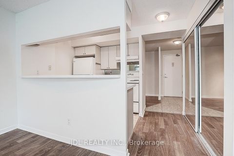 Photo 15 at 823 - 109 Front Street E, Waterfront Communities C8, Toronto
