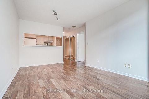 Photo 18 at 823 - 109 Front Street E, Waterfront Communities C8, Toronto