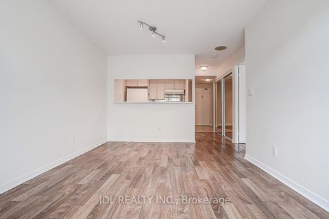 Photo 19 at 823 - 109 Front Street E, Waterfront Communities C8, Toronto