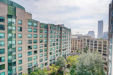 Photo 26 at 823 - 109 Front Street E, Waterfront Communities C8, Toronto
