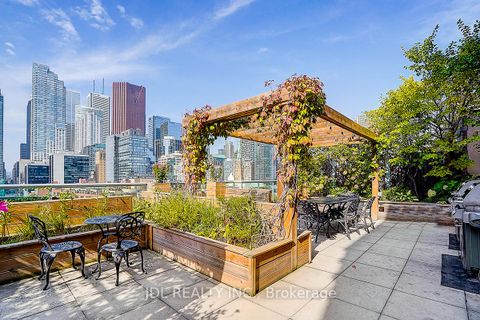 Photo 27 at 823 - 109 Front Street E, Waterfront Communities C8, Toronto