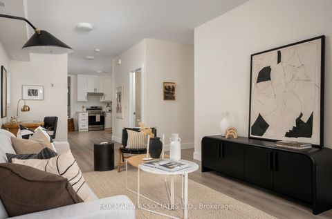 Photo 3 at 283 Cedarvale Avenue, Lumsden, Toronto