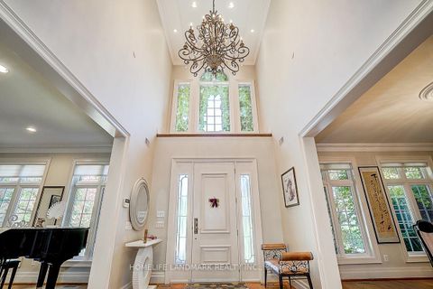 Photo 4 at 86 Muzich Place, East Woodbridge, Vaughan