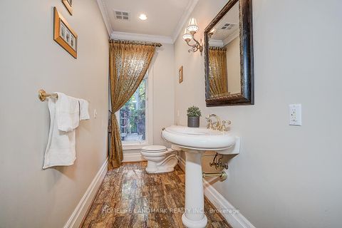 Photo 23 at 86 Muzich Place, East Woodbridge, Vaughan