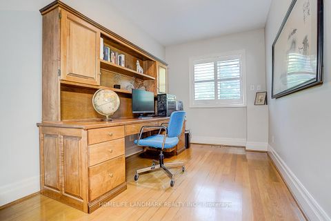 Photo 30 at 86 Muzich Place, East Woodbridge, Vaughan