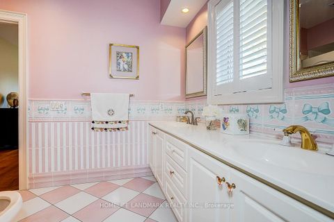 Photo 35 at 86 Muzich Place, East Woodbridge, Vaughan