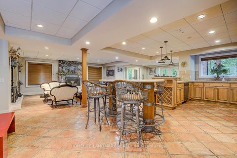Photo 39 at 86 Muzich Place, East Woodbridge, Vaughan