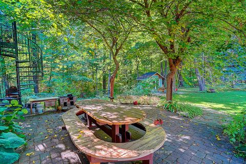Photo 49 at 86 Muzich Place, East Woodbridge, Vaughan