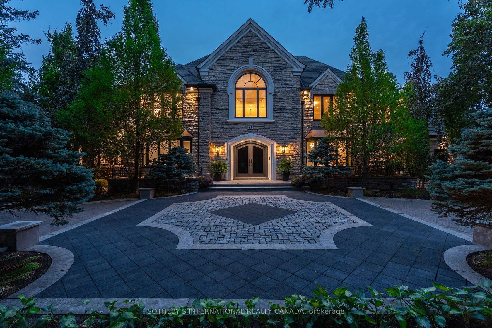 85 Cowan Drive, East Woodbridge, Vaughan 