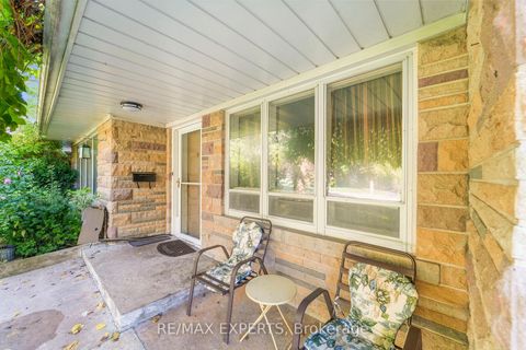 Photo 5 at 19 Duncombe Boulevard, Scarborough Village, Toronto