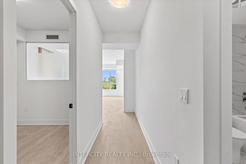 Photo 3 at 424 - 2075 King Road, King City, King Photo 3 at 424 - 2075 King Road, King City, King