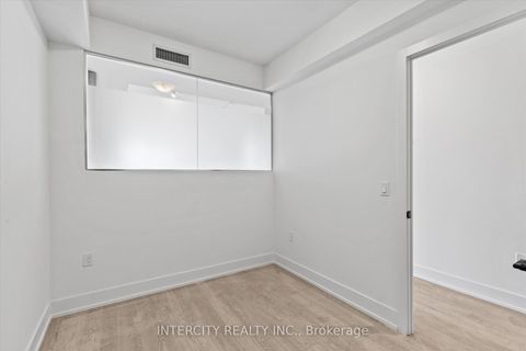 Photo 12 at 424 - 2075 King Road, King City, King