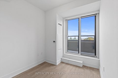 Photo 9 at 349 - 2075 King Road, King City, King Photo 9 at 349 - 2075 King Road, King City, King