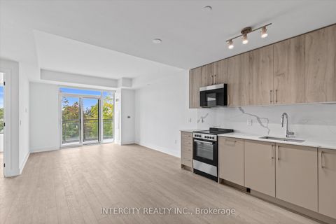 Photo 6 at 417 - 2075 King Road, King City, King