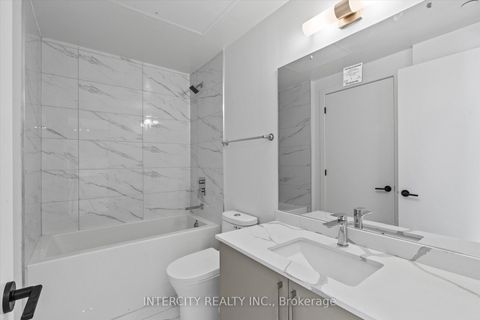 Photo 10 at 417 - 2075 King Road, King City, King