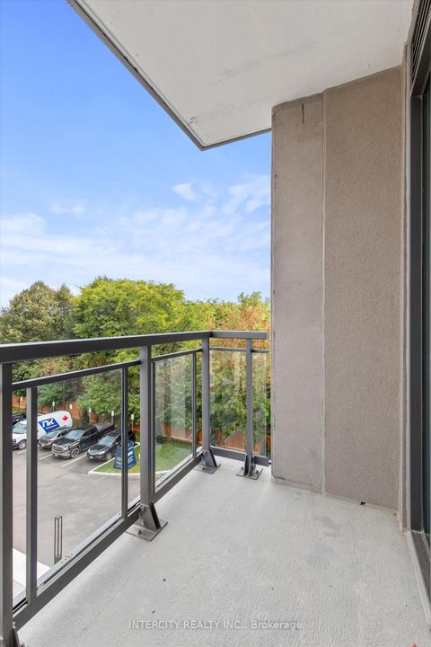 Photo 16 at 417 - 2075 King Road, King City, King Photo 16 at 417 - 2075 King Road, King City, King