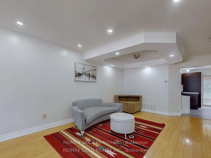 Photo 2 at 78 Fern Valley Crescent, Wellington, Brampton