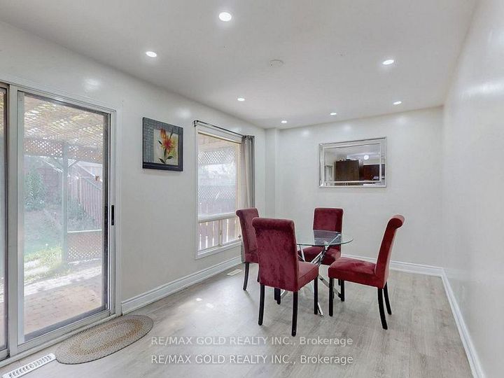Photo 3 at 78 Fern Valley Crescent, Wellington, Brampton