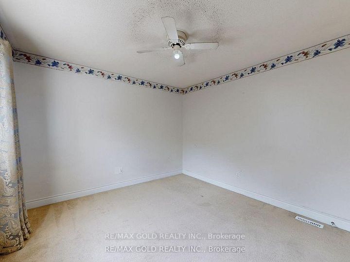 Photo 10 at 78 Fern Valley Crescent, Wellington, Brampton