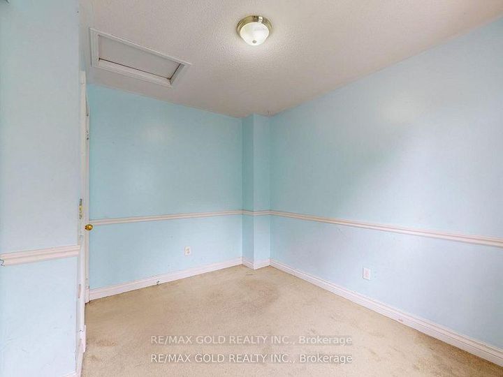 Photo 12 at 78 Fern Valley Crescent, Wellington, Brampton