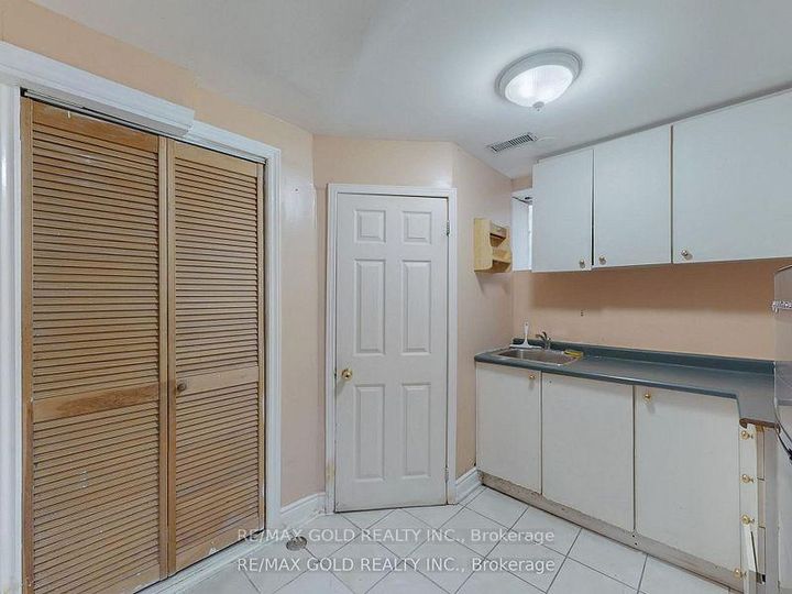 Photo 16 at 78 Fern Valley Crescent, Wellington, Brampton