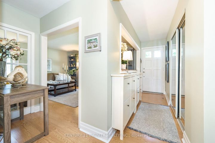 Photo 10 at 43 Colonial Avenue, Cliffcrest, Toronto