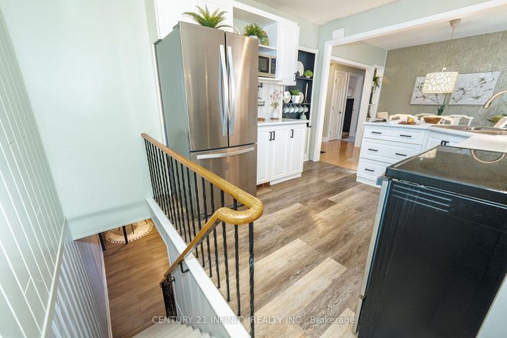 Photo 18 at 43 Colonial Avenue, Cliffcrest, Toronto