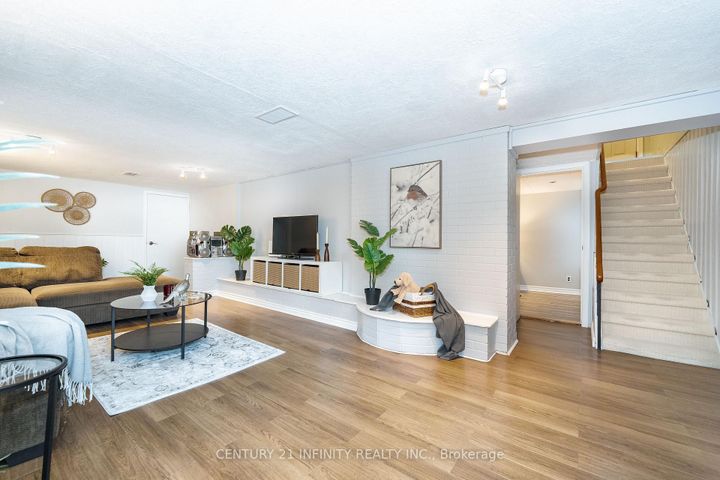 Photo 24 at 43 Colonial Avenue, Cliffcrest, Toronto