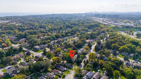 Photo 4 at 43 Colonial Avenue, Cliffcrest, Toronto