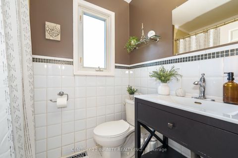 Photo 23 at 43 Colonial Avenue, Cliffcrest, Toronto