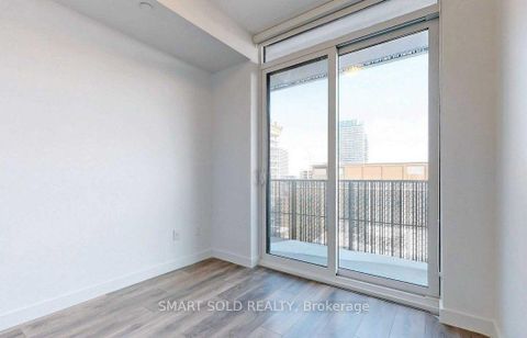 Photo 6 at 1011 - 8 Eglinton Avenue E, Mount Pleasant West, Toronto