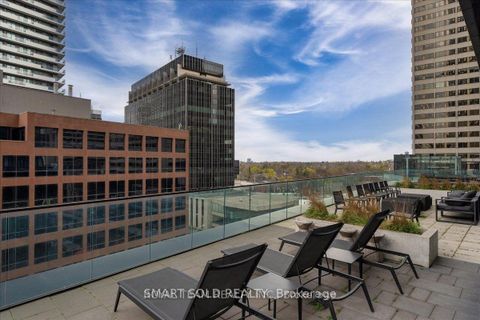 Photo 19 at 1011 - 8 Eglinton Avenue E, Mount Pleasant West, Toronto