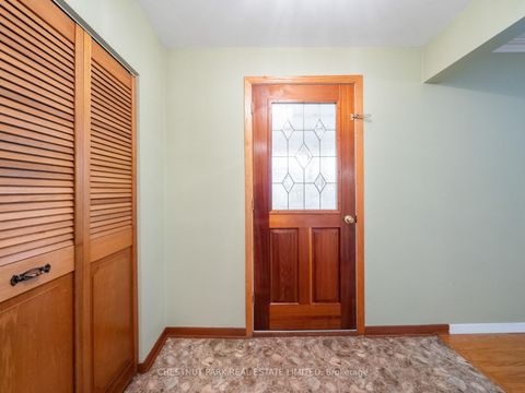 Photo 2 at 148 Navenby Crescent, Humber Summit, Toronto
