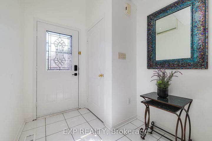 Photo 20 at 24 - 1591 South Parade Court, East Credit, Mississauga