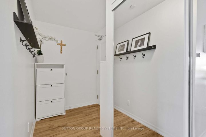 Photo 4 at 212 - 3563 Lake Shore Boulevard W, Long Branch, Toronto