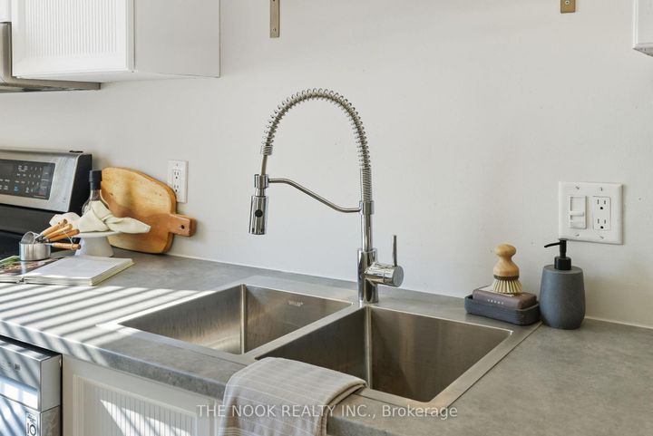 Photo 14 at 441 Charrington Avenue, Centennial, Oshawa