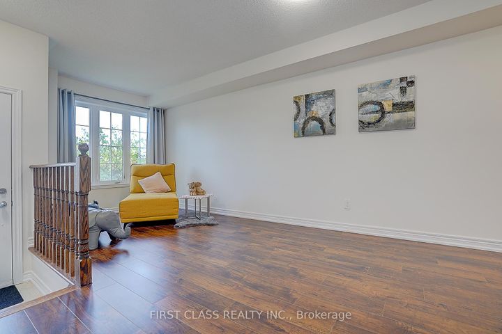 Photo 3 at 5303 Major Mackenzie Drive E, Berczy, Markham