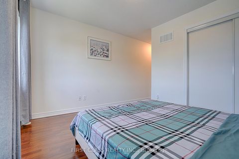 Photo 16 at 5303 Major Mackenzie Drive E, Berczy, Markham