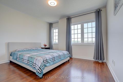 Photo 17 at 5303 Major Mackenzie Drive E, Berczy, Markham
