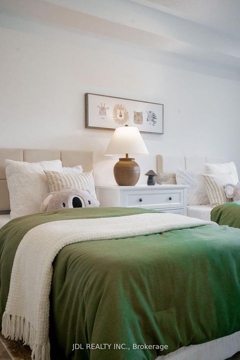Photo 13 at 51 Routliffe Lane, Newtonbrook West, Toronto