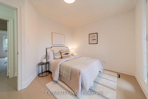 Photo 21 at 51 Routliffe Lane, Newtonbrook West, Toronto