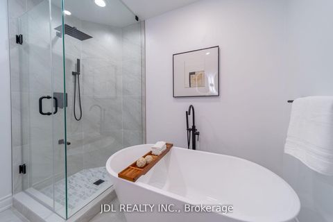 Photo 31 at 51 Routliffe Lane, Newtonbrook West, Toronto