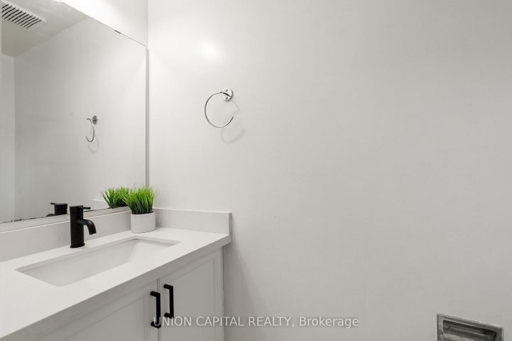 Photo 20 at 106 - 2555 Thomas Street, Central Erin Mills, Mississauga