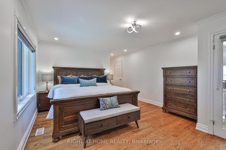Photo 22 at 58 Yorkview Drive, Willowdale West, Toronto