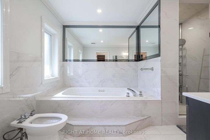 Photo 24 at 58 Yorkview Drive, Willowdale West, Toronto