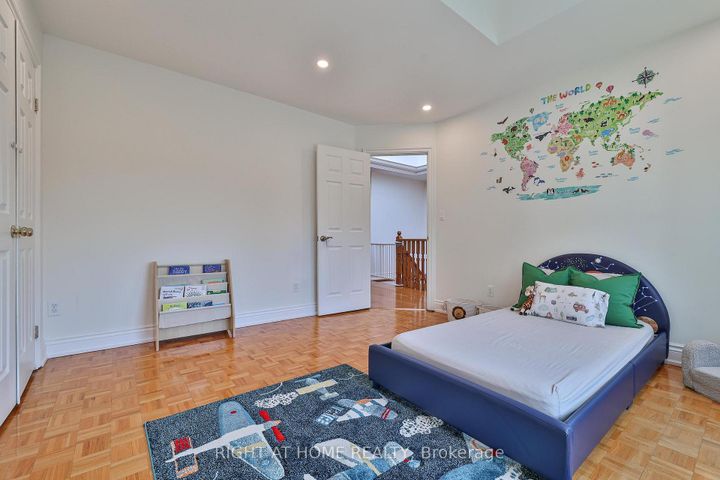 Photo 35 at 58 Yorkview Drive, Willowdale West, Toronto