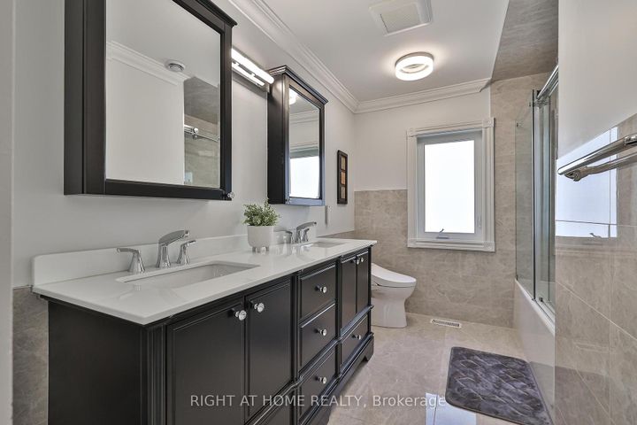 Photo 36 at 58 Yorkview Drive, Willowdale West, Toronto