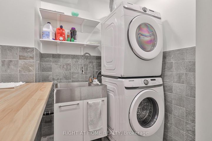 Photo 45 at 58 Yorkview Drive, Willowdale West, Toronto