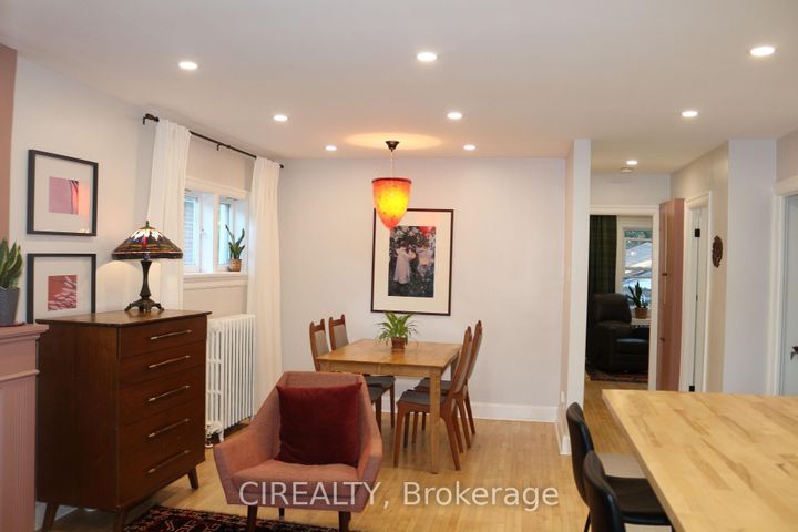 Photo 3 at 140 Ellins Avenue, Smythe, Toronto