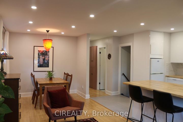 Photo 6 at 140 Ellins Avenue, Smythe, Toronto